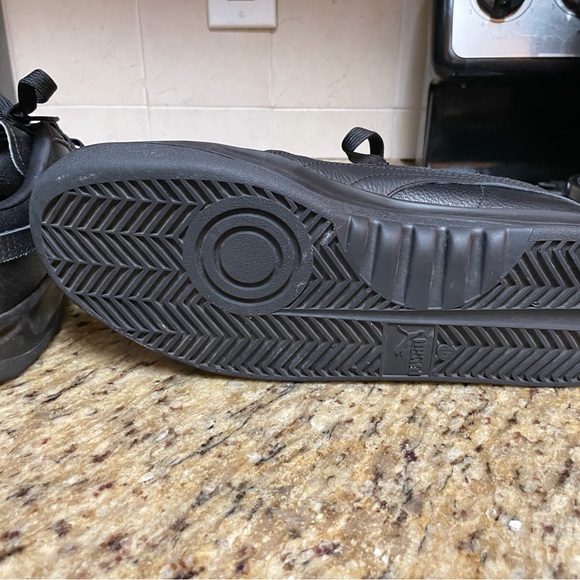 Black leather GV pumas worn twice - Picture 2 of 5